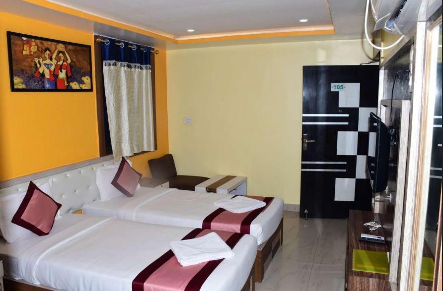 Rājgīr Ar Grand Hotel מראה חיצוני תמונה