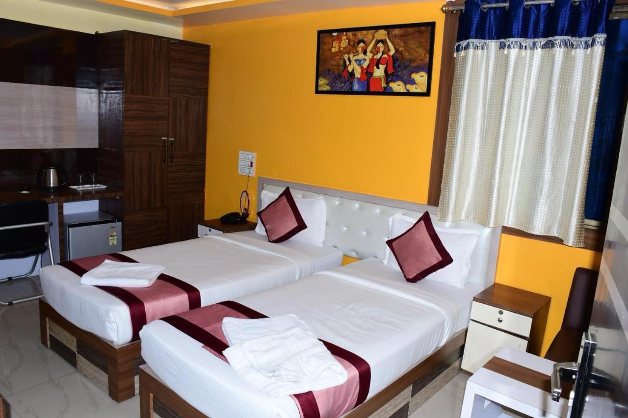 Rājgīr Ar Grand Hotel מראה חיצוני תמונה
